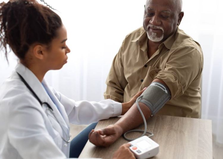 a-medida-polemica-e-necessaria-para-qualificar-medicos-e-salvar-pacientes
