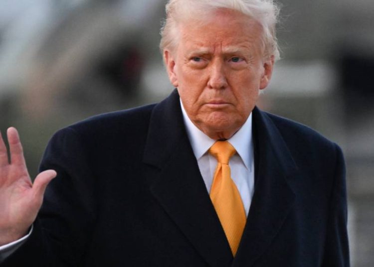 sinal-de-alerta-para-trump:-na-media-das-pesquisas,-desaprovacao-ganha