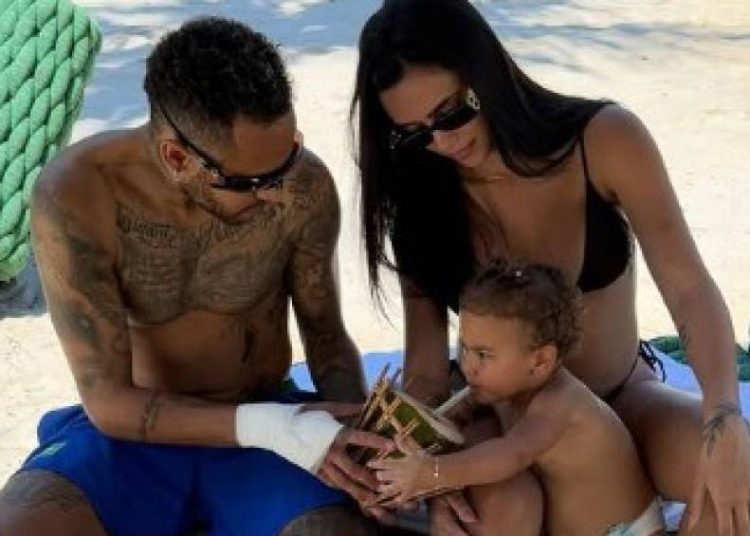 a-tatica-de-neymar-para-abafar-suposta-traicao