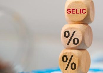selic-a-14,25%-ao-ano:-quanto-rendem-r$-1.000-na-poupanca,-cdb-e-tesouro