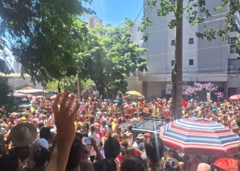 covid:-apos-o-carnaval,-casos-da-doenca-crescem-80,4%-no-brasil