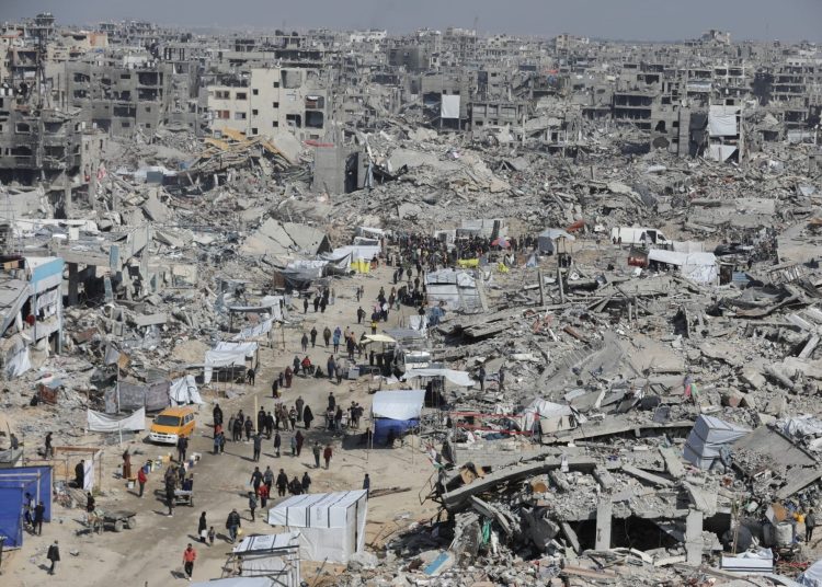 as-duas-gaza-de-israel:-mortos-ja-passam-de-50-mil;-manifestantes-contra-netanyahu-aumentam
