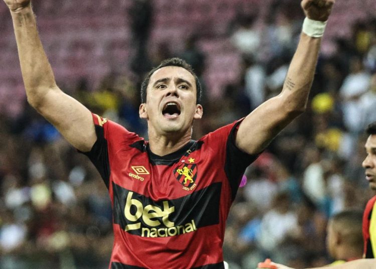 “volta-por-cima”:-ex-athletico,-pablo-vira-heroi-em-novo-clube