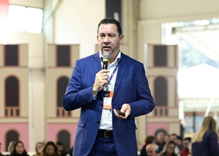 lojacorr-apoia-aplicacao-de-plano-de-desenvolvimento-do-mercado-segurador