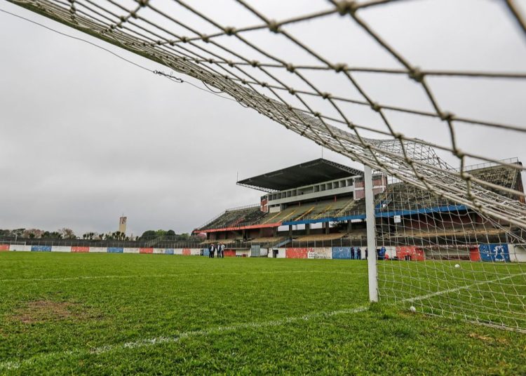 athletico-massacra-o-parana-na-estreia-no-paranaense-sub-20;-veja-os-gols