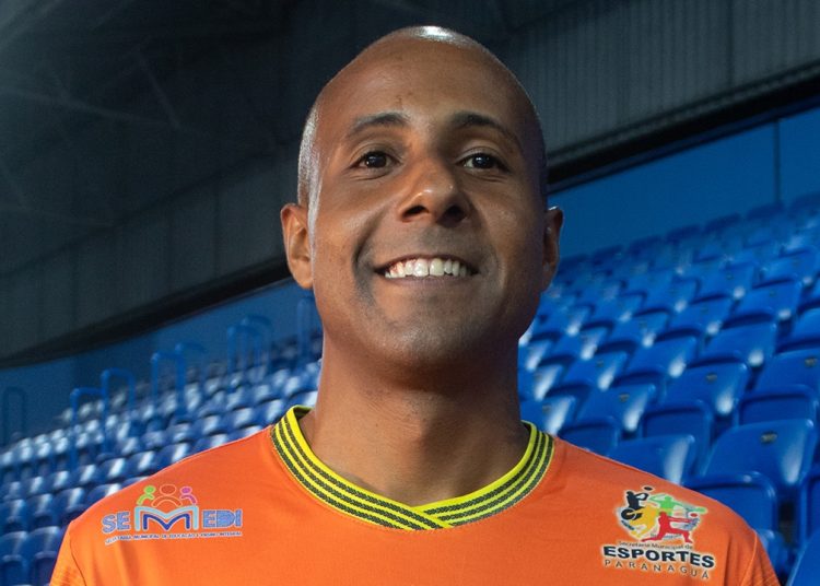 ex-athletico-e-coritiba-brilha-no-retorno-ao-futsal