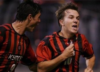 dagoberto-comemora-aniversario-do-athletico-com-torcedores-e-manda-indireta-para-petraglia