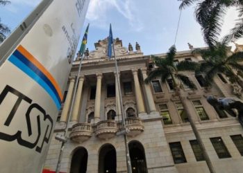 aluno-expulso-do-curso-de-direito-da-usp-se-pronuncia:-“perseguicao-politica”
