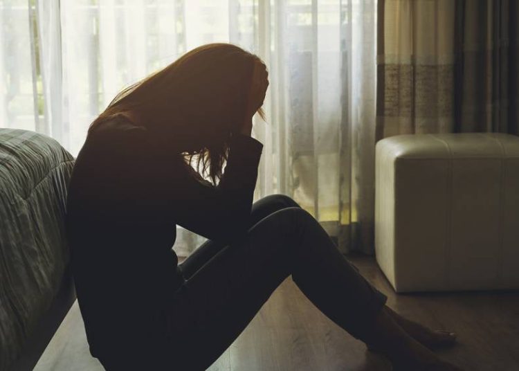 saude-mental:-afastamentos-dobram-em-dez-anos-e-chegam-a-440-mil