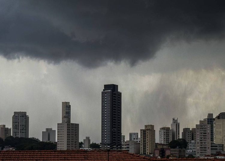 chuva-volta-a-colocar-sao-paulo-em-estado-de-atencao-para-alagamentos