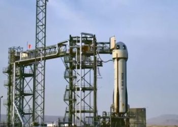 katy-perry-no-espaco:-quanto-custa-viagem-em-foguete-da-blue-origin?