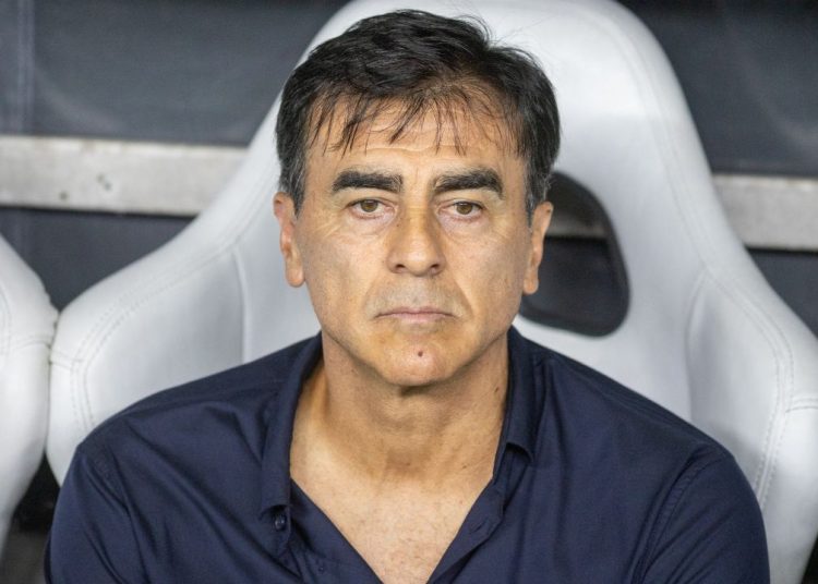 ex-coritiba-e-athletico-vai-comandar-o-gremio-em-classico-do-brasileirao