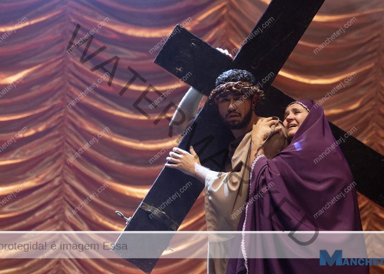 sexta-feira-santa-e-marcada-por-fe,-reflexao-e-tradicao-crista