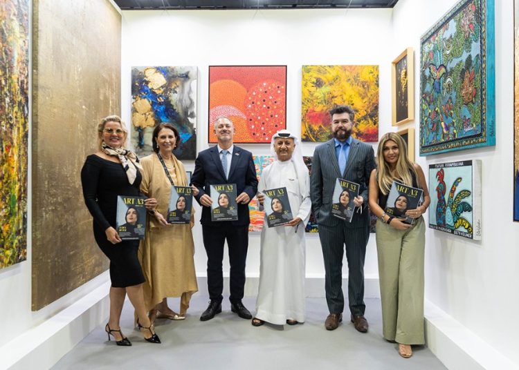 embaixador-do-brasil-nos-emirados-arabes-unidos-visita-o-stand-brasileiro-na-world-art-dubai