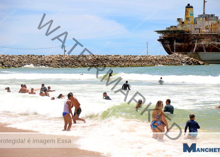 canto-das-pedras;-beleza-que-encantou-veranistas-e-turistas-em-sao-joao-da-barra