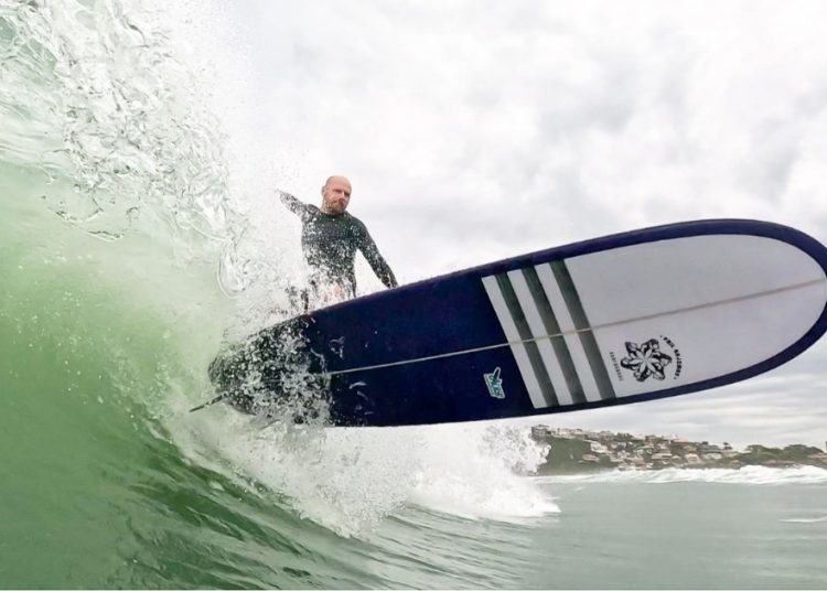 phil-rajzman-esta-pronto-para-o-rema-wsl-saquarema-surf-festival