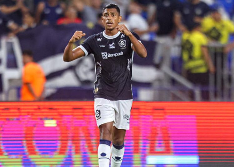 ex-athletico-vive-fase-artilheira-e-vira-algoz-do-coritiba