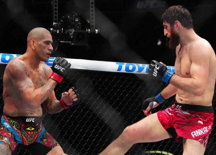 ufc:-entediado?-ankalaev-volta-a-provocar-alex-poatan