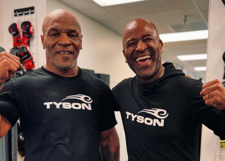 mike-tyson-de-cueca?-tecnico-curitibano-revela-bastidores-do-primeiro-treino-com-a-lenda
