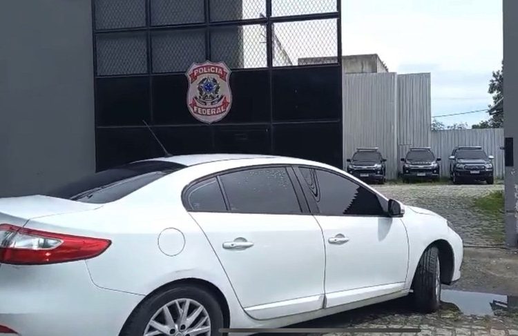 policia-federal-prende-homem-foragido-por-tentativa-de-homicidio,-em-macae