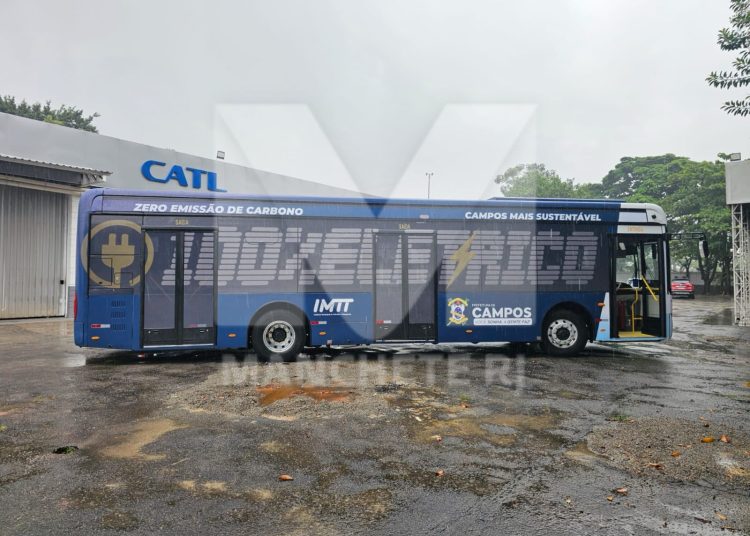 exclusivo:-onibus-100%-eletrico,-com-wi-fi-e-ar-condicionado,-chega-a-campos-para-testes