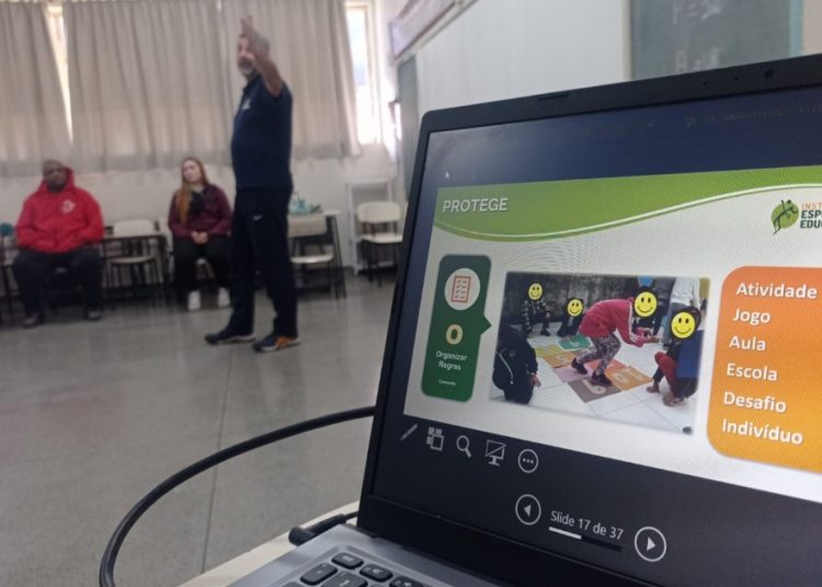 programa-metodologia-iee-capacita-profissionais-de-capivari-(sp)-pelo-segundo-ano