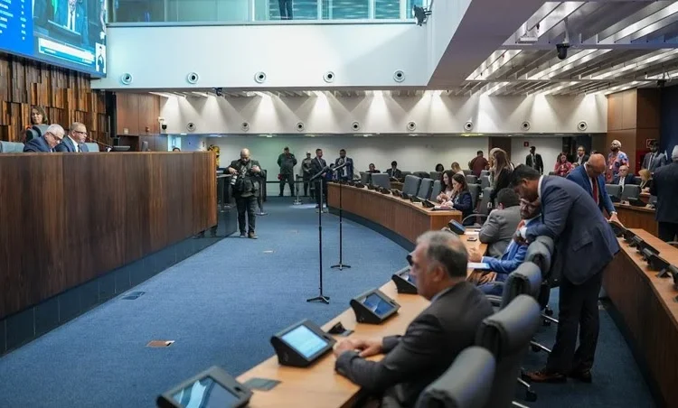 alerj-cria-comissao-para-analisar-propostas-da-populacao