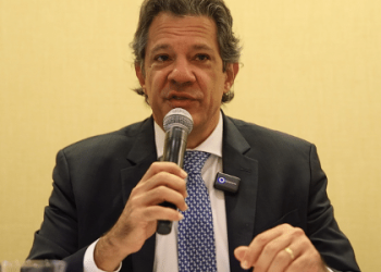 helton-simoes-gomes:-brasil-sera-o-menos-custoso-para-data-centers,-diz-haddad-a-empresarios