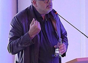 hc-reune-profissionais-que-defendem-integracao-das-ciencias-para-cuidar-de-saude-mental