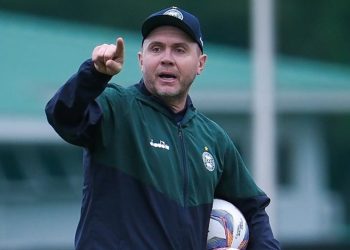 coritiba-acerta-renovacao-de-contrato-de-volante-vini-paulista