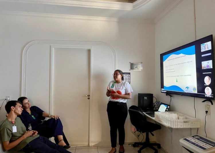 hetrin-promove-capacitacao-sobre-avaliacao-de-doadores-de-tecidos-oculares