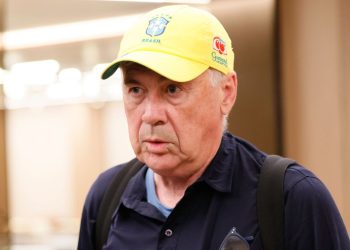 carlo-ancelotti-anuncia-a-primeira-convocacao-pela-selecao:-assista-ao-vivo