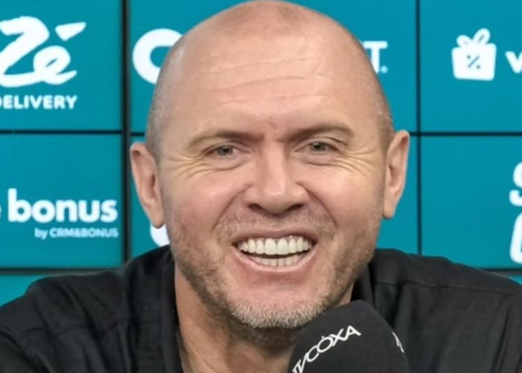 ganhando-espaco-com-mozart,-vini-paulista-encerra-jejum-do-coritiba-e-tecnico-elogia