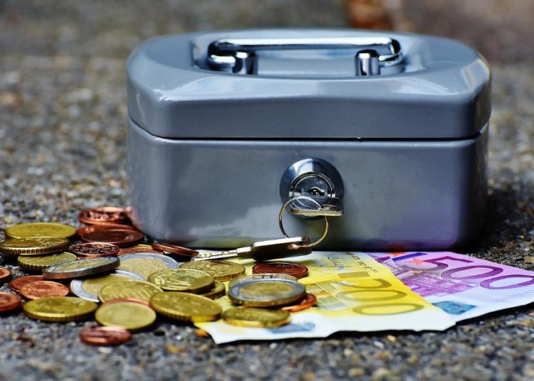 voce-entende-o-dinheiro-que-usa?-uma-jornada-pelas-moedas-ao-longo-da-historia-ate-o-surgimento-das-criptos