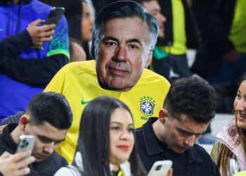 com-carlo-ancelotti,-o-brasileiro-pode-voltar-a-vestir-a-sua-chuteira-|-augusto-mafuz