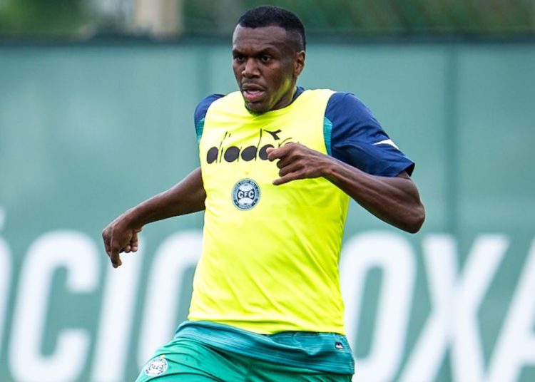 coritiba-aproveita-curta-janela-para-encorpar-elenco