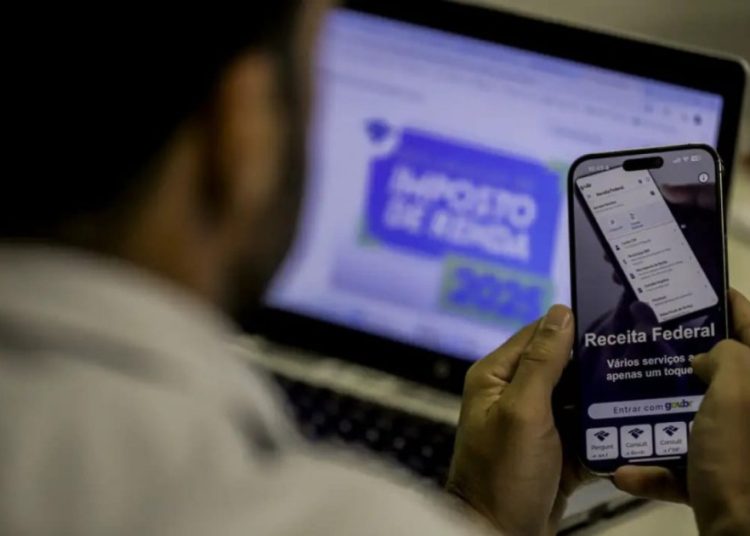 receita-abre-consulta-a-novo-lote-de-restituicao-na-segunda-feira