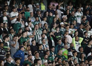 ministerio-publico-entra-com-acao-para-barrar-quatro-mil-torcedores-do-coritiba-no-atletiba