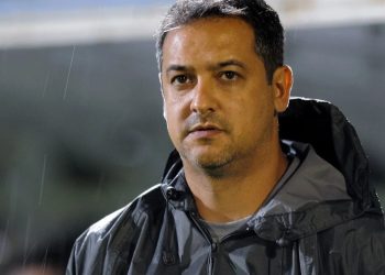 ex-athletico-e-coritiba,-marquinhos-santos-acerta-com-clube-da-indonesia