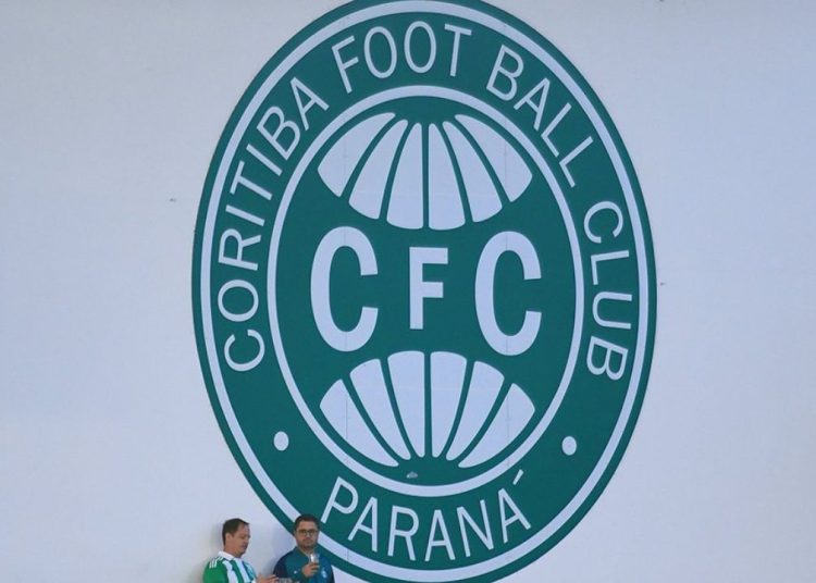 coritiba-firma-convenio-com-a-ufpr-em-projeto-para-preservar-fontes-historicas-do-clube
