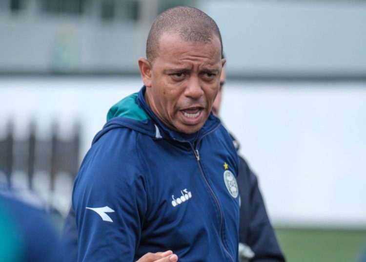 ex-lateral,-william-matheus-assume-cargo-no-coritiba