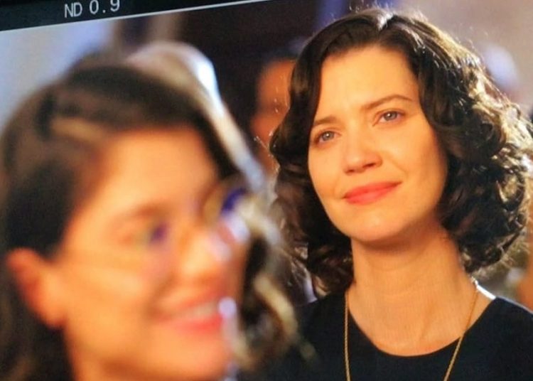 nathalia-dill-aparece-sem-blusa-em-fotos-‘chocantes’-dos-bastidores-de-‘guerreiros-do-sol’-–-jovem-pan