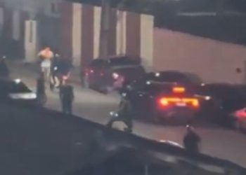 torcedores-do-vasco-tentam-invadir-estadio-de-amazonas-x-athletico