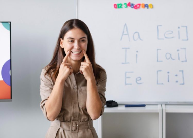 curso-de-libras:-o-que-voce-precisa-saber-para-comecar-a-se-comunicar-na-lingua-de-sinais