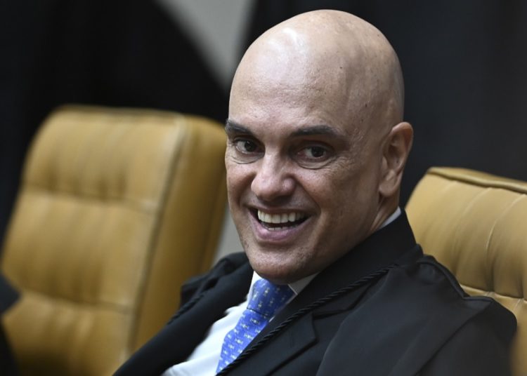 alexandre-de-moraes-e-finalista-do-premio-jabuti-academico-–-jovem-pan