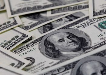 Dólar cai para R$ 5,54 com dados de desemprego nos EUA
