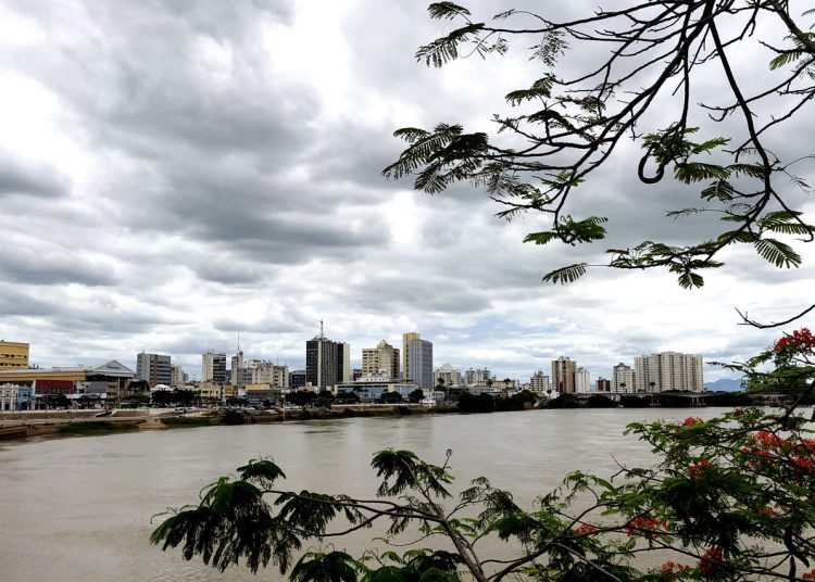 Chuva deve marcar o fim de semana no Norte Fluminense