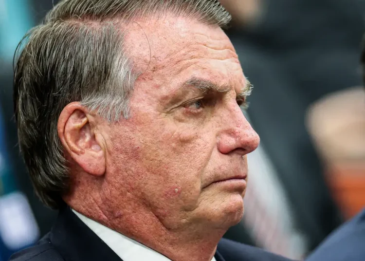 Cármem Lúcia conclui voto e STF tem maioria para condenar Bolsonaro e outros 7 réus