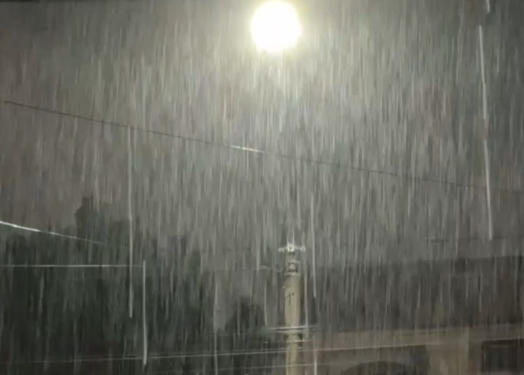 Defesa Civil divulga área de Campos que recebeu maior acumulado de chuva na noite desta segunda