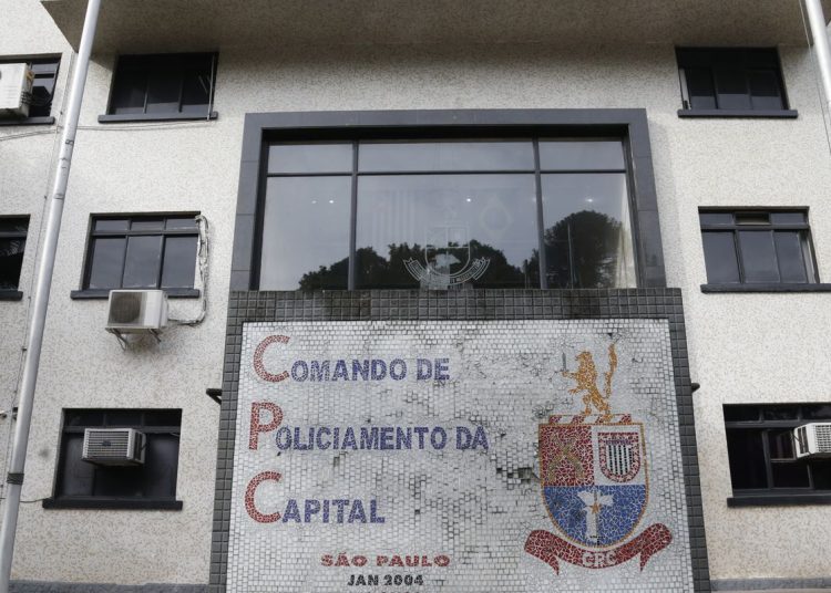 PCC é alvo de operação por lavagem de dinheiro em SP
